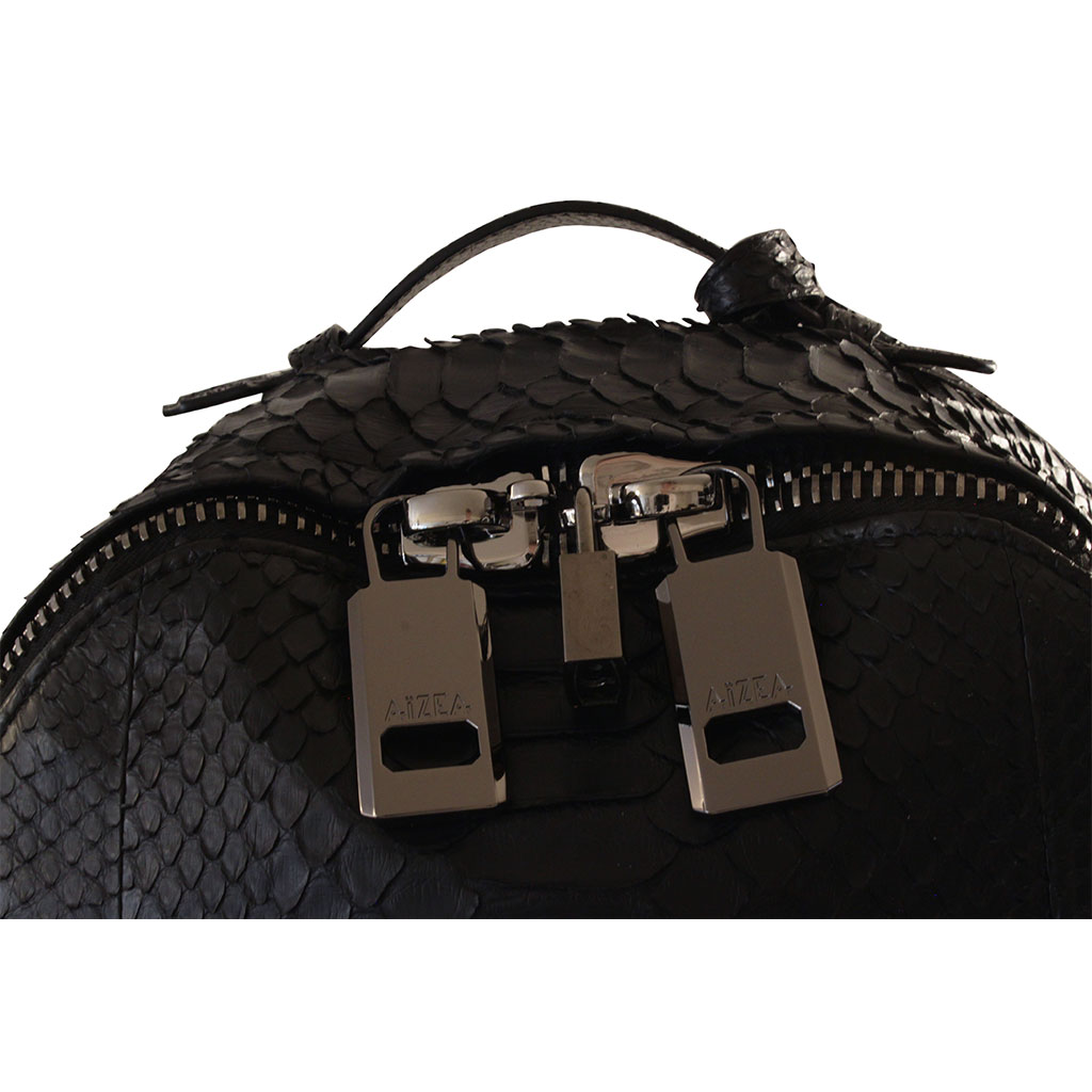 #08-sac-a-dos-la-rhune-python-noir-detail sac à dos la rhune python noir